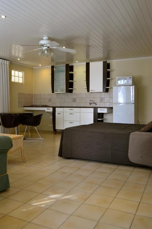 Bananas Apartments Adults Only Palm Beach Phòng bức ảnh