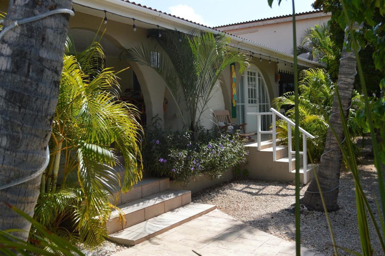 Bananas Apartments Adults Only Palm Beach Ngoại thất bức ảnh
