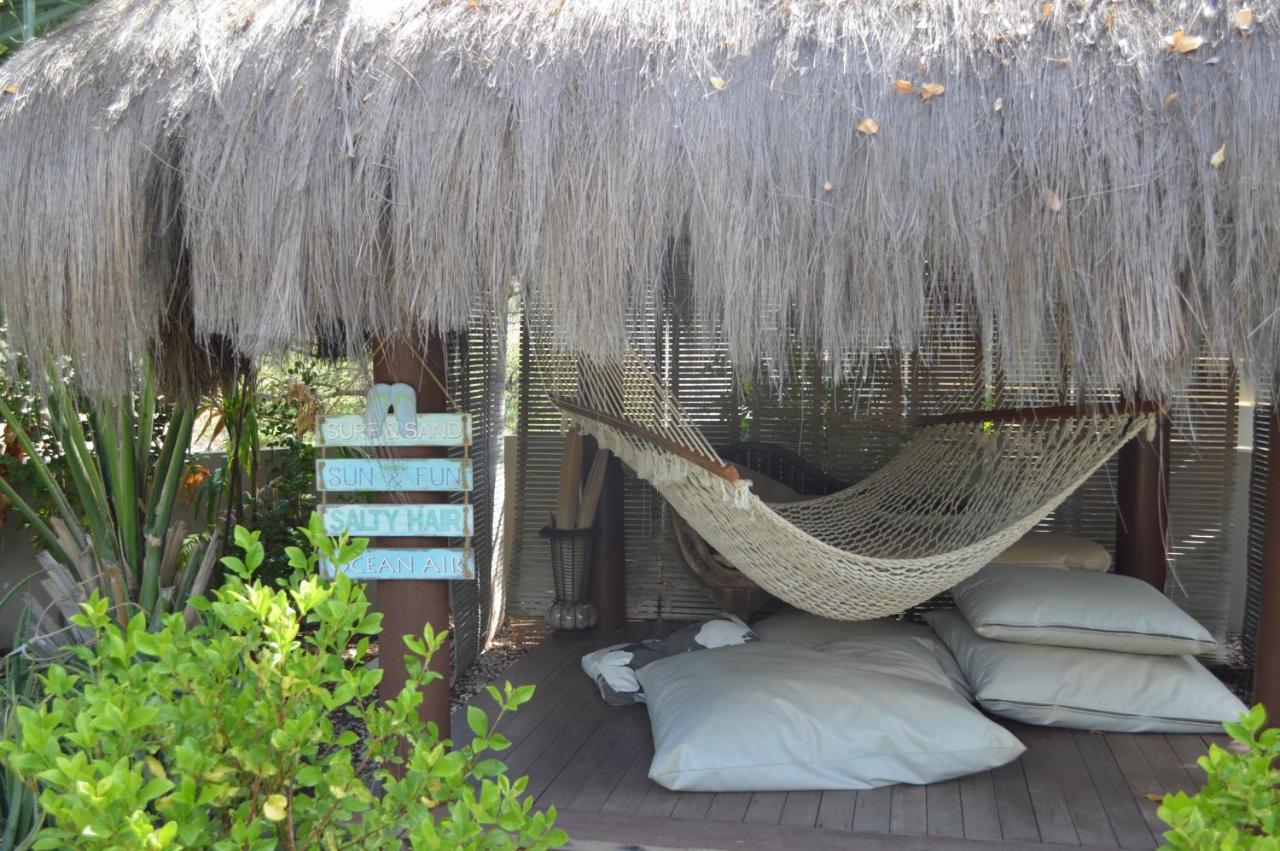 Bananas Apartments Adults Only Palm Beach Ngoại thất bức ảnh